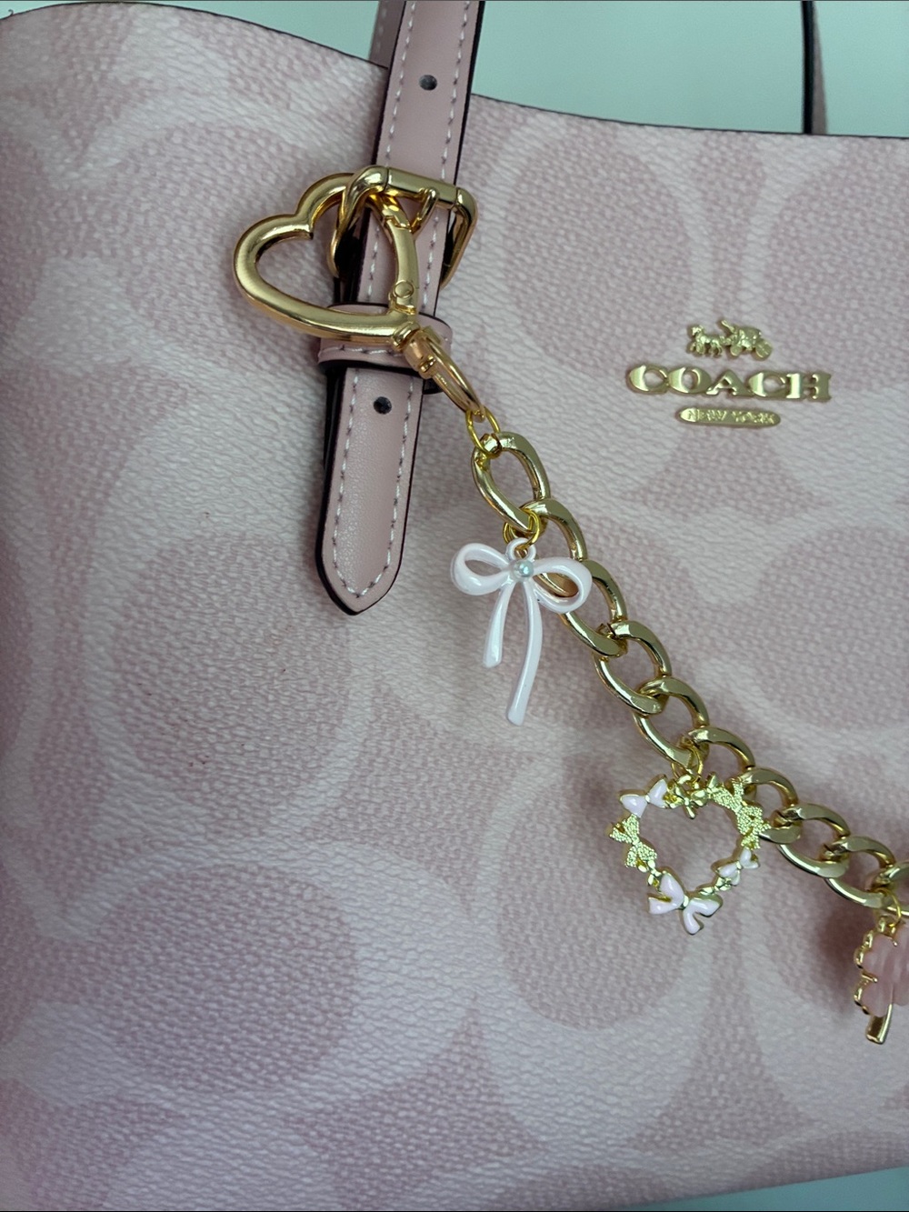 Pink Charm Purse Chain - Picture 3 of 3
